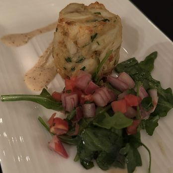 Vic's On the River - Jumbo Lump Crab Cake - Seafood Near Me - Savannah, Georgia