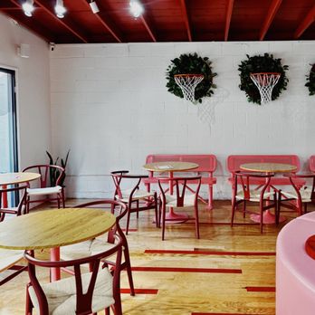 Cherry Pickin’ -  the interior of a restaurant - Juice Bars & Smoothies Near Me - Louisville, Kentucky