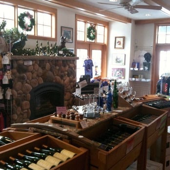 Fox Run Vineyards - Wineries Near Me - Penn Yan, New York