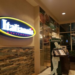Italianni's - italiannia front area inside the mall