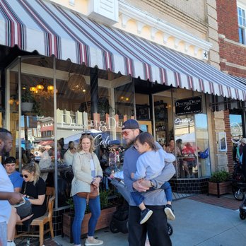 Dulcet & Delish Cafe - Cafes Near Me - Mooresville, North Carolina