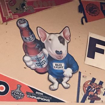 Reds Bar - Sports Bars Near Me - Missoula, Montana Reds Bar - Sports Bars Near Me - Missoula, Montana