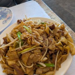 Beef chow fun