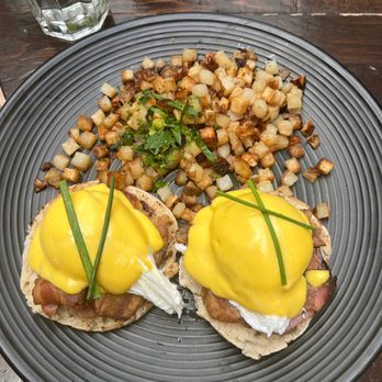 Blu Jam Cafe - Eggs Benedict - Breakfast & Brunch Near Me - Los Angeles, California