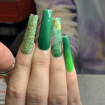 La Nails - Nail Salons Near Me - Parker, Colorado