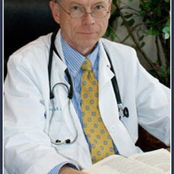 Pikes Peak Internal Medicine - Hi, I'm Dr. Dwight Robertson. I pride myself on providing personalized one-on-one care in adult medicine.