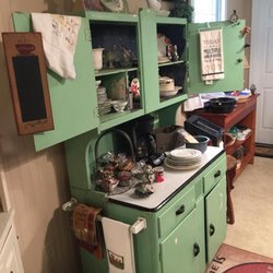 Moose and Annie Mercantile - Antiques, Farmhouse, Rustic, and Primitives!