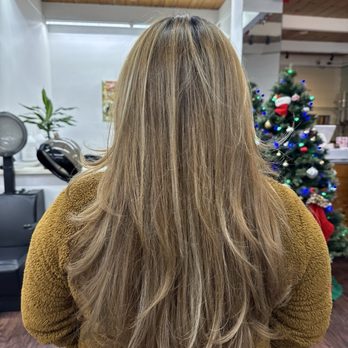UR Beauty Salon - Hair Salons Near Me - Sebastopol, California UR Beauty Salon - Hair Salons Near Me - Sebastopol, California