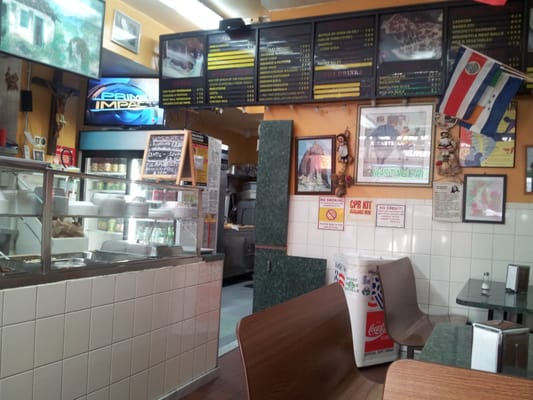 P & M Classic Pizza and Restaurant by null