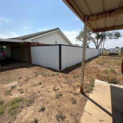 DW's Fence & Landscape - Metal fence with header trim
