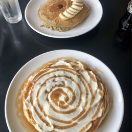 Cinnamon Roll Pancakes and Nutty Bee Pancake