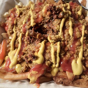 New Ethic Pizzeria & Cafe - Garbage plate with beet burger and hot sauce. - Vegan Near Me - Rochester, New York New Ethic Pizzeria & Cafe - Garbage plate with beet burger and hot sauce. - Vegan Near Me - Rochester, New York
