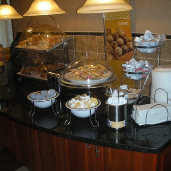 Hampton Inn Bellevue - Pastry selection @ Continental breakfast~ - Hotels Near Me - Bellevue, Nebraska