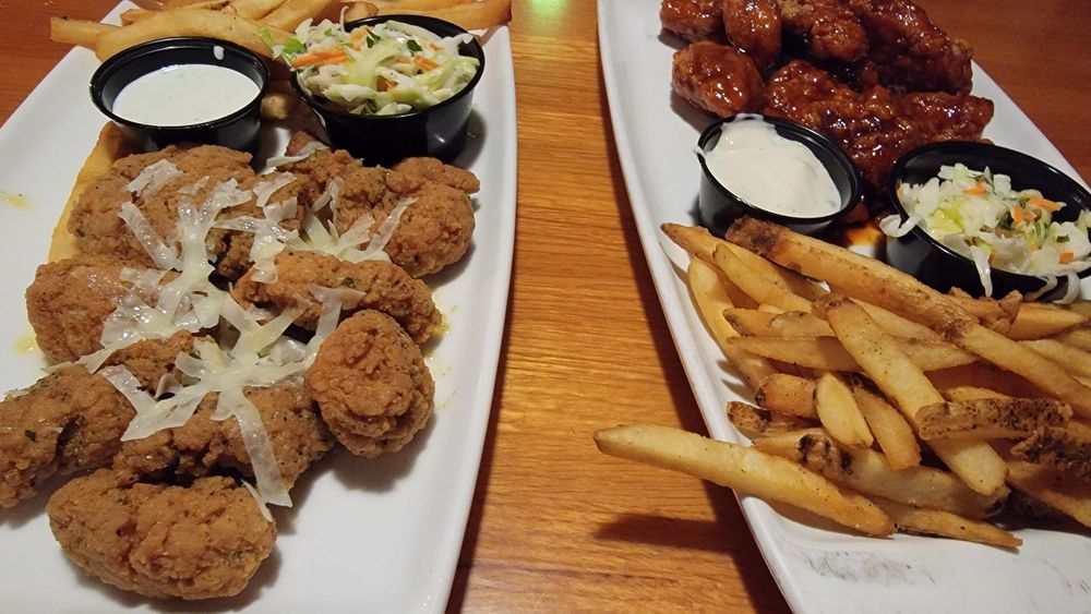 Applebee's Grill + Bar Logo