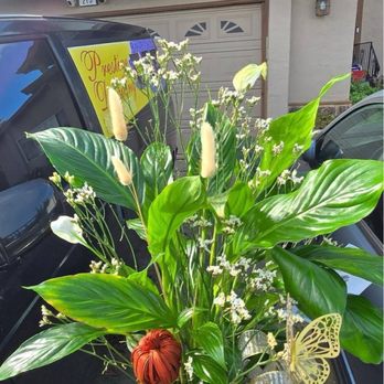 Vior Floral Art - Delivery confirmation with pictures and a kind note! - Florists Near Me - Vacaville, California Vior Floral Art - Delivery confirmation with pictures and a kind note! - Florists Near Me - Vacaville, California