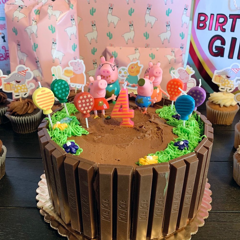 Safeway - a birthday cake with pep the pig decorations - Grocery Near Me - Payson, Arizona