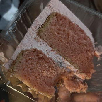 Loving Hut - Strawberry cream cake - Vegan Near Me - Glendora, California Loving Hut - Strawberry cream cake - Vegan Near Me - Glendora, California