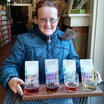 Paradocx Vineyard - Customized sweet wine flight I got - Wineries Near Me - Landenberg, Pennsylvania