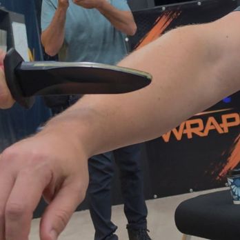 Woft - Demonstrating an electric training knife (on its lowest setting - felt like a paper cut) - Firearm Training Near Me