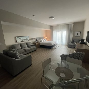 Art House - Urban escape studio! So comfy and spacious - Hotels Near Me - Santa Rosa, California Art House - Urban escape studio! So comfy and spacious - Hotels Near Me - Santa Rosa, California