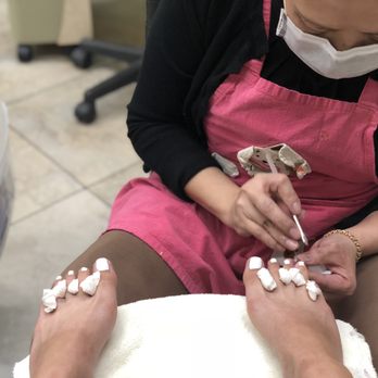 Verdure Nails & Spa - Cindy is so thorough! - Nail Salons Near Me - Glendale, California