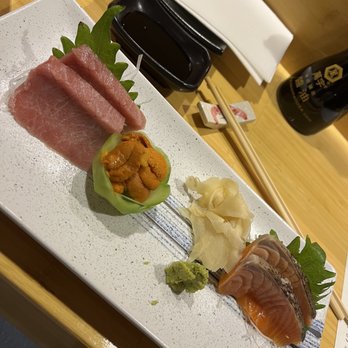 Dozo Dozo - Fatty Tuna, Sea Urchin & King Salmon Sashimi - Sushi Bars Near Me - Woodbury, New York