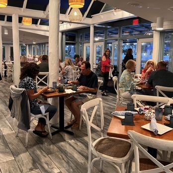 Hogfish Harry's Restaurant + Bar - Inside of restaurant - Seafood Near Me - Naples, Florida Hogfish Harry's Restaurant + Bar - Inside of restaurant - Seafood Near Me - Naples, Florida
