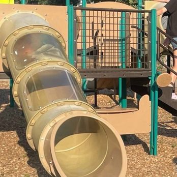 Roseview Park - Little kids' playground - Parks Near Me - Antelope, California