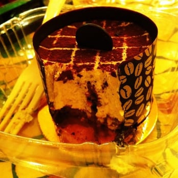 Cocola Bakery - Tiramisu pastry - Bakeries Near Me - San Jose, California