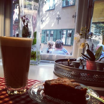 Under Kastanjen - Latte and rasberry cinammon cake - Bakeries Near Me - Stockholm, Alberta Under Kastanjen - Latte and rasberry cinammon cake - Bakeries Near Me - Stockholm, Alberta