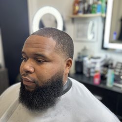 Cutz Onduhlevel - Low taper with beard trim