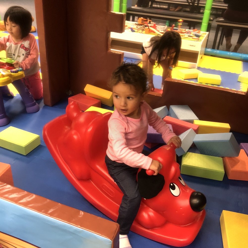 Jumpity Bumpity - Lots of play structures for three years and under! - Indoor Playcenter Near Me - Daly City, California