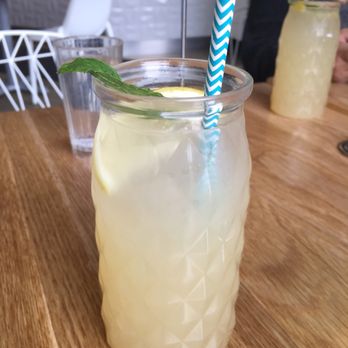 Communitea Cafe - Lemonade - Gluten-Free Near Me - Canmore, Alberta