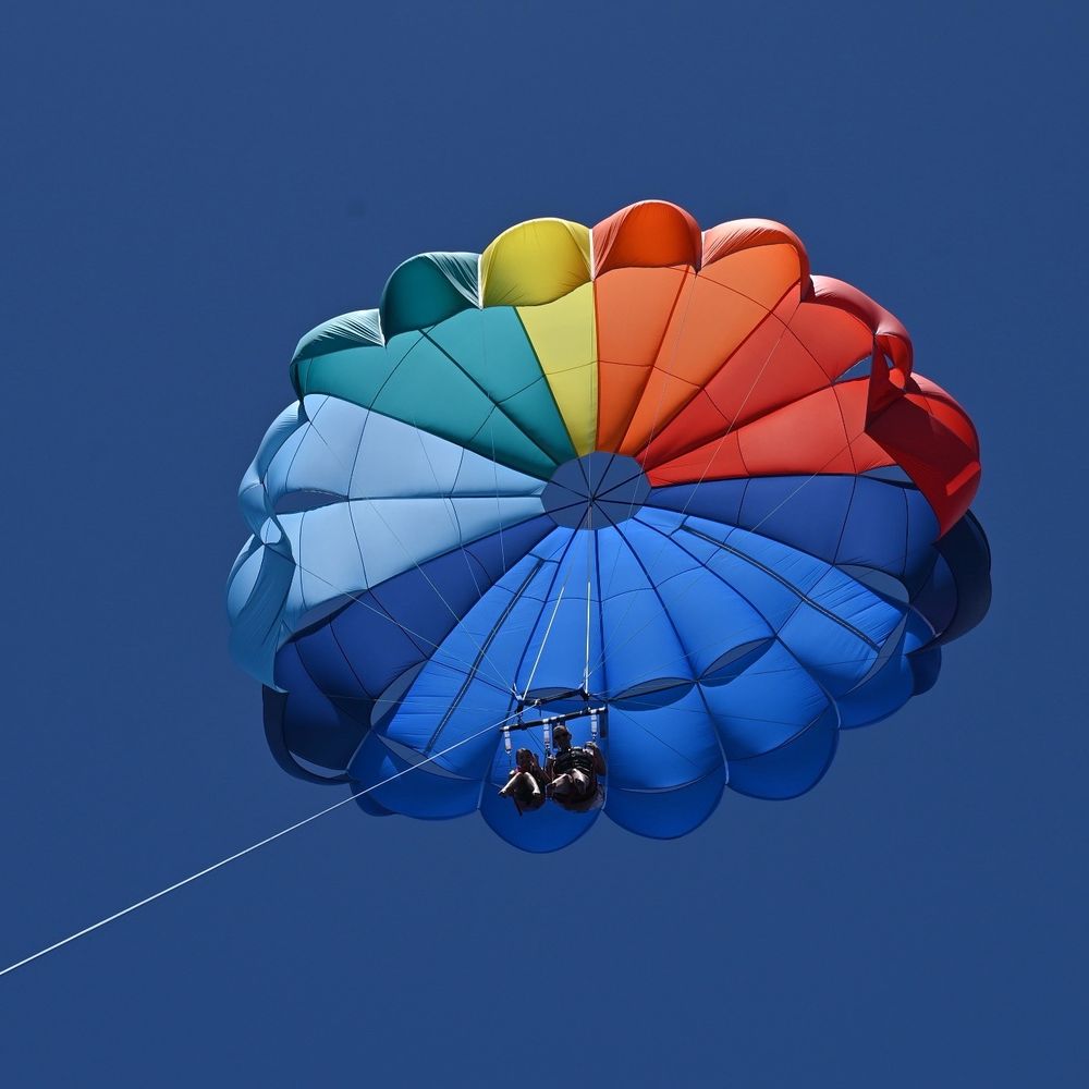 Hawaiian Parasail - Parasailing Near Me - Honolulu, Hawaii