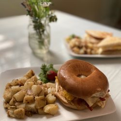 Ansel's Cafe