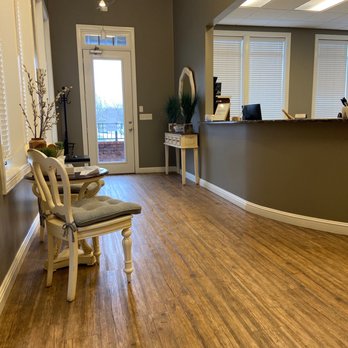 Lenox Village Dentistry - Reception area - General Dentistry Near Me - Nashville, Tennessee Lenox Village Dentistry - Reception area - General Dentistry Near Me - Nashville, Tennessee