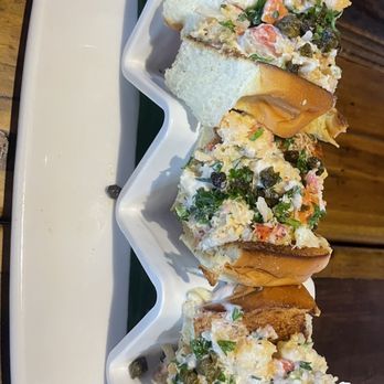 Finney's Crafthouse - Redlands - Mini Lobster Rolls - New American Near Me - Redlands, California