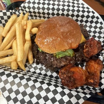 Victory lap Restaurant - VICTORY BURGER & 3 wings - Soul Food Near Me - Collinsville, Virginia Victory lap Restaurant - VICTORY BURGER & 3 wings - Soul Food Near Me - Collinsville, Virginia