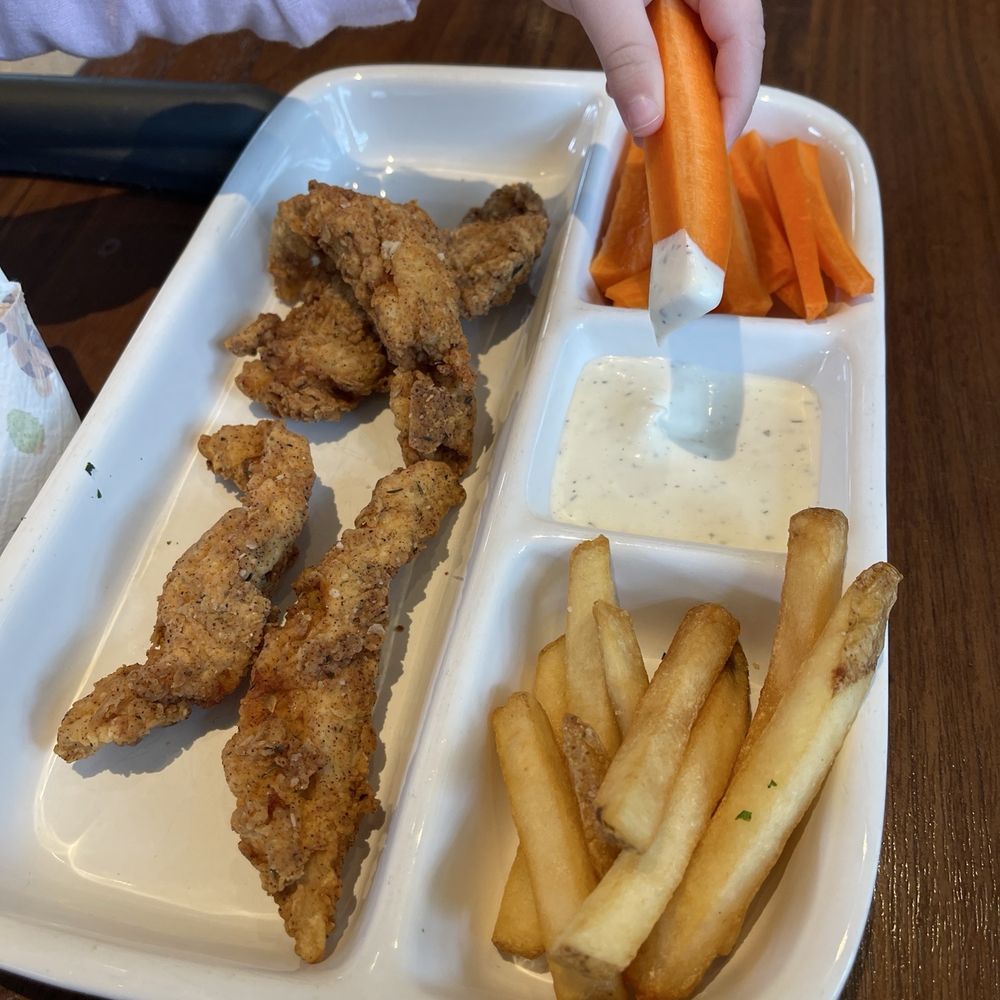 Nick's Del Mar - Kids chicken tenders, fries,  carrot sticks and ranch - New American Near Me - Del Mar, California