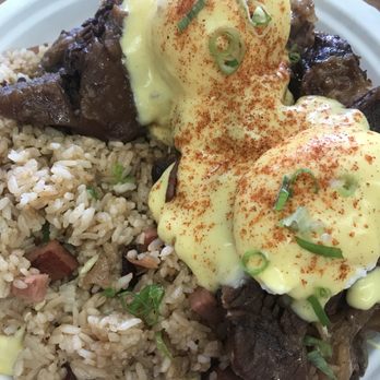 Button Up Cafe - Korean short rib benny with fried rice - Breakfast & Brunch Near Me - Pearl City, Hawaii