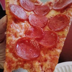 Luigi’s Pizza