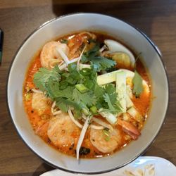 Aung Family Restaurant - Laksa Noodle Curry