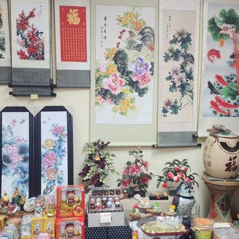 Formosa Gifts - Scroll of beautiful water color paintings... - Gift Shops Near Me - Chamblee, Georgia