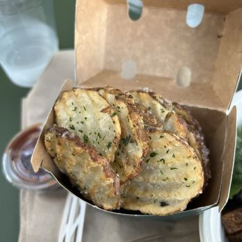 sweetgreen - Healthy Salads, Wraps, and Bowls - Ripple fries - Salad Near Me - Huntington Beach, California sweetgreen - Healthy Salads, Wraps, and Bowls - Ripple fries - Salad Near Me - Huntington Beach, California
