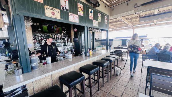 Hennessey's Tavern by null