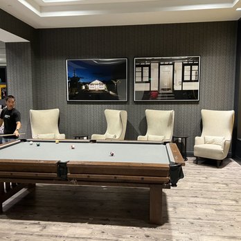 The Summit Hotel - Hotels Near Me - Cincinnati, Ohio