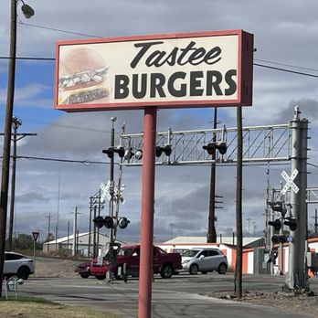 Tastee Burgers - The sign - Burgers Near Me - Lubbock, Texas Tastee Burgers - The sign - Burgers Near Me - Lubbock, Texas
