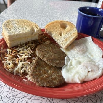 Kelly Os Diner - Warrendale - 2 eggs over easy, sausage patties, shredded potatoes with Italian toast! - Breakfast & Brunch Near Me - Warrendale, Pennsylvania Kelly Os Diner - Warrendale - 2 eggs over easy, sausage patties, shredded potatoes with Italian toast! - Breakfast & Brunch Near Me - Warrendale, Pennsylvania