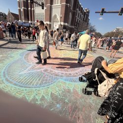 Localtopia - Chalk art