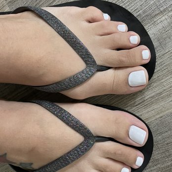 Nail At One - Deluxe pedicure with Gel Polish - Nail Salons Near Me - Middleburg, Florida